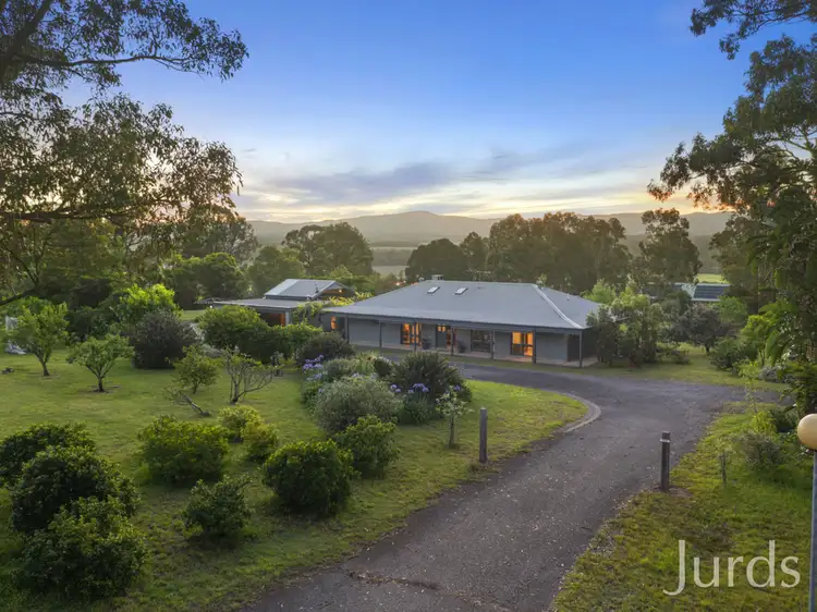 27 Richardson Road, Lovedale NSW 2325