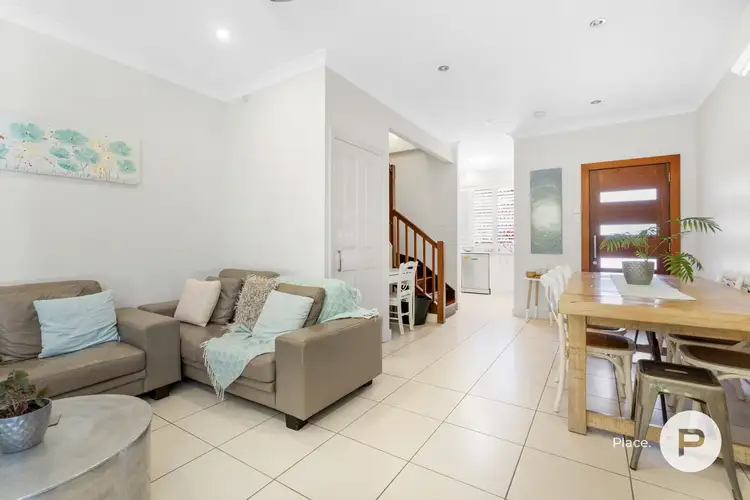 2/16 Kingsmill Street, Chermside QLD 4032