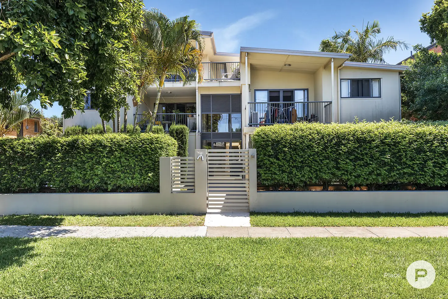 Main view of Homely unit listing, 2/60 Beatrice Terrace, Ascot QLD 4007