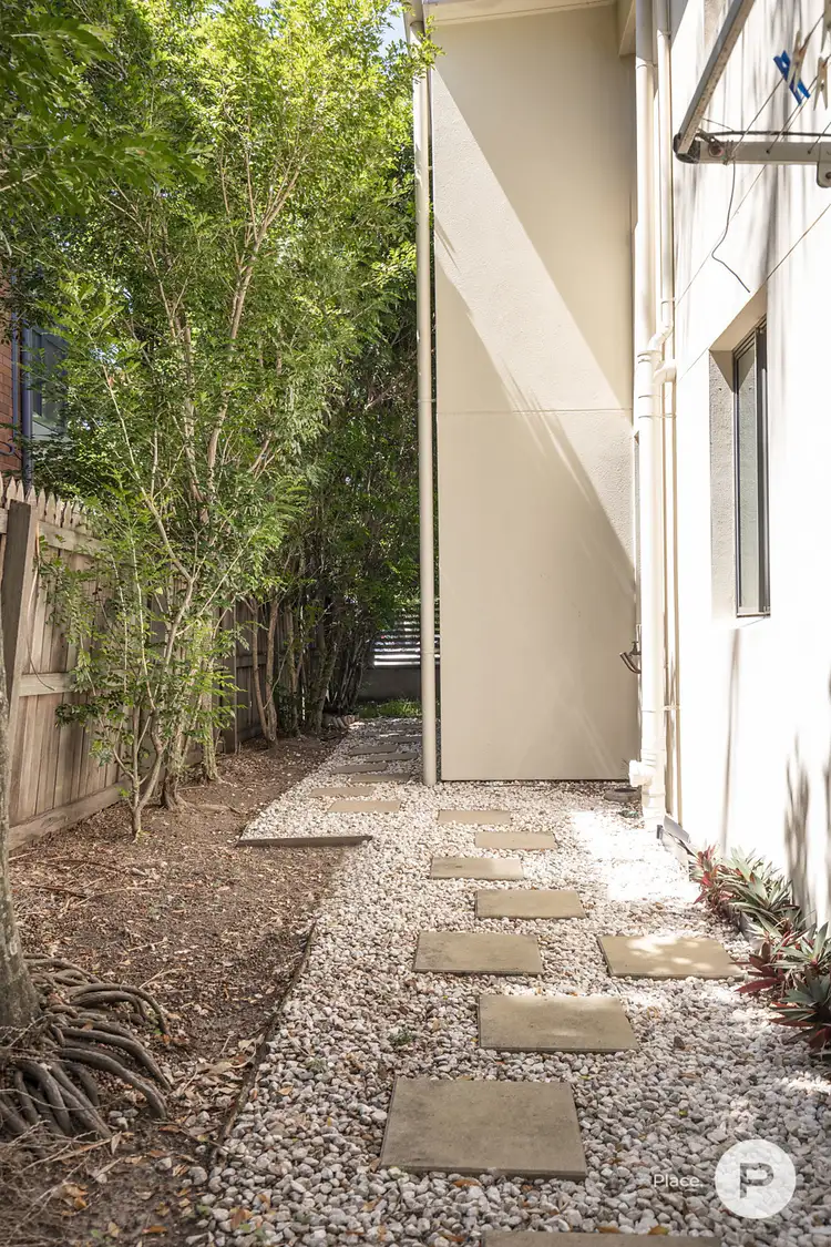 Sixth view of Homely unit listing, 2/60 Beatrice Terrace, Ascot QLD 4007