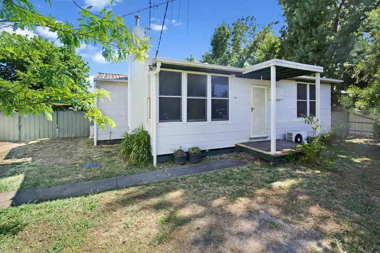 19 Ryan Street, Benalla VIC 3672