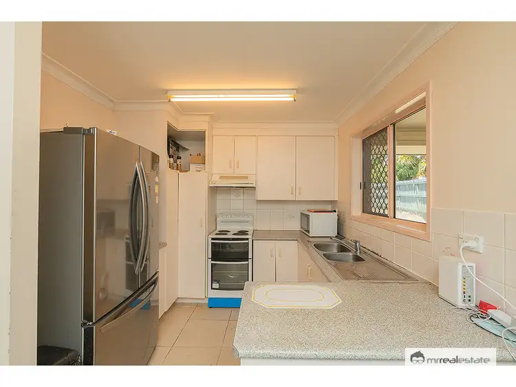 Third view of Homely house listing, 6 Casuarina Court, Kawana QLD 4701