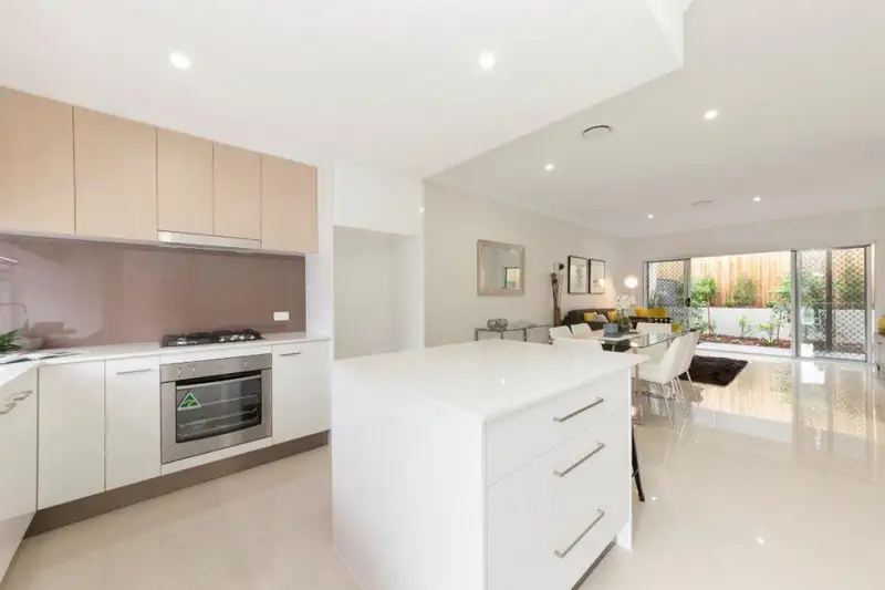 Main view of Homely townhouse listing, 2/27 Jerrold Street, Sherwood QLD 4075