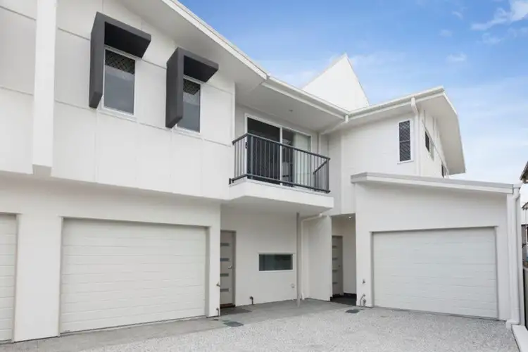 Second view of Homely townhouse listing, 2/27 Jerrold Street, Sherwood QLD 4075