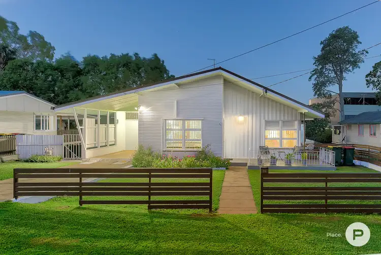 24 Miriam Street, Holland Park West QLD 4121