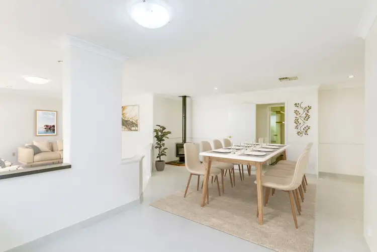 Fourth view of Homely house listing, 7 Treby Place, Leeming WA 6149