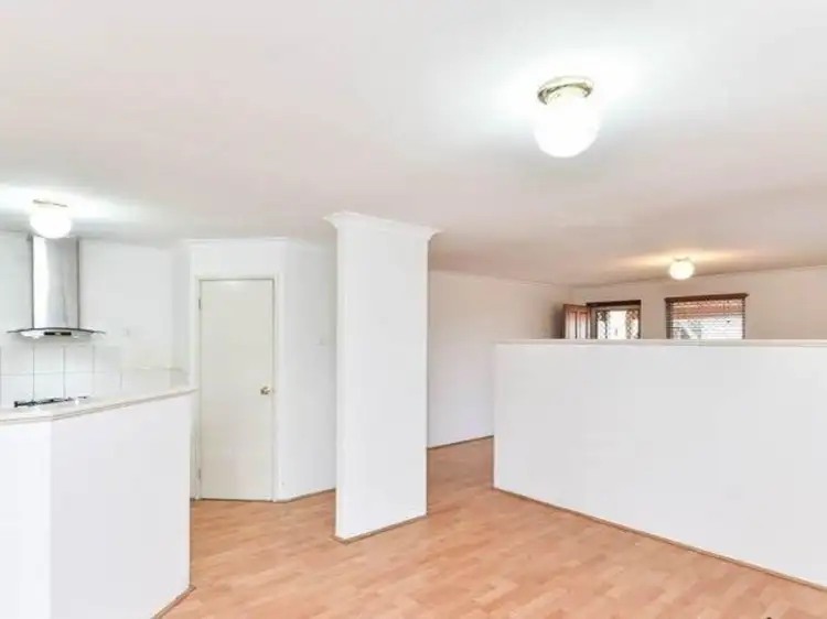 Sixth view of Homely unit listing, 2/34 Mallard Way, Cannington WA 6107