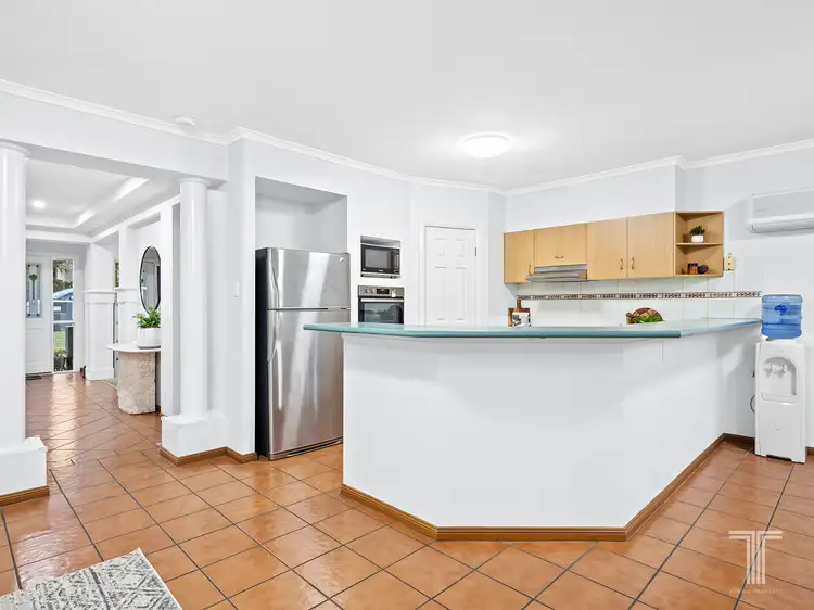 Fourth view of Homely house listing, 6 Winchcombe Court, Carindale QLD 4152