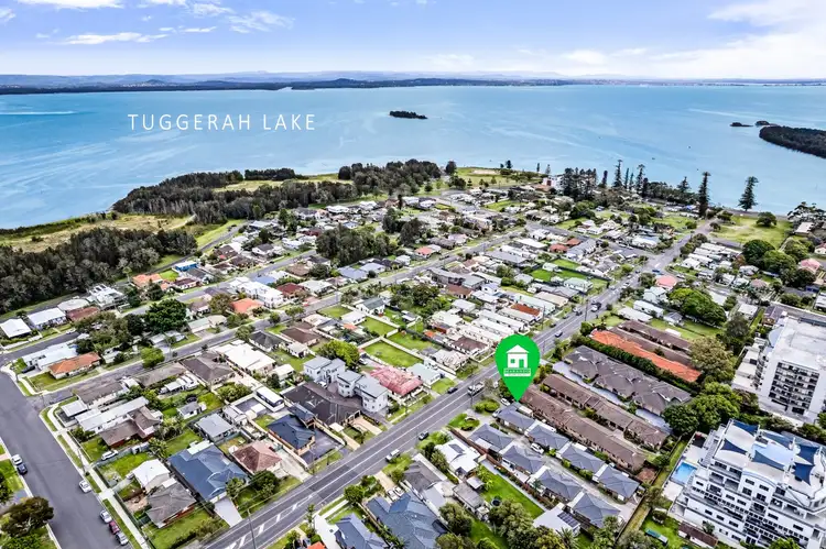 Third view of Homely villa listing, 1/38 Oakland, The Entrance NSW 2261