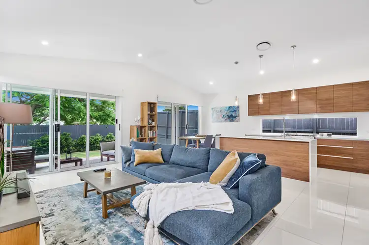 142 Singer Street, Wynnum QLD 4178