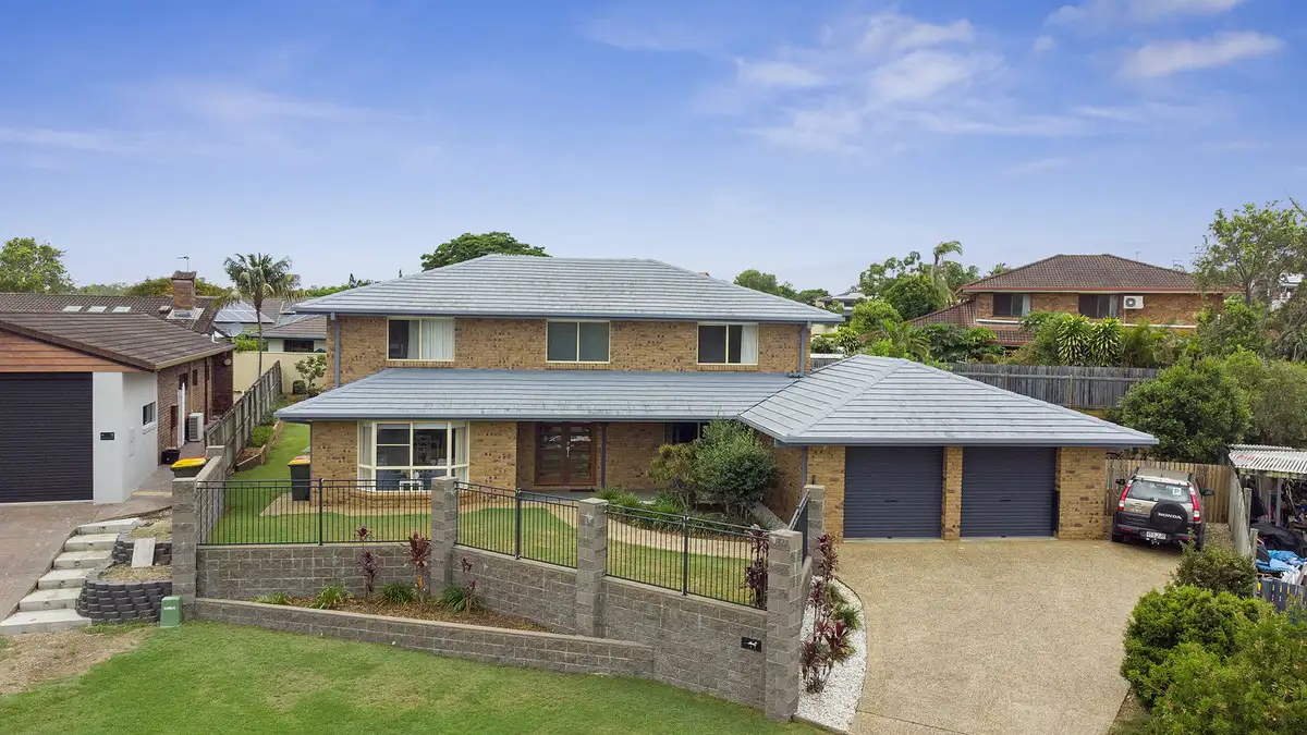 Main view of Homely house listing, 7 Waverney Court, Carindale QLD 4152