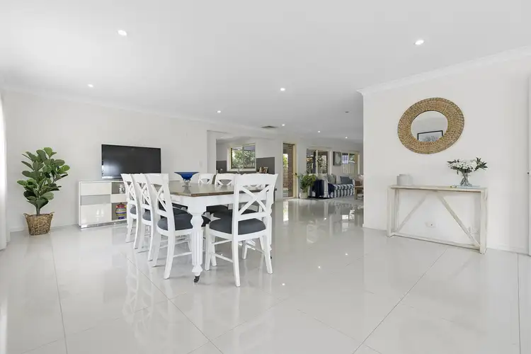 Fifth view of Homely house listing, 7 Waverney Court, Carindale QLD 4152