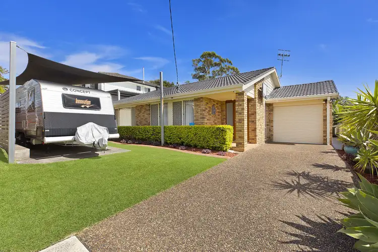 1 Strickland Road, Killarney Vale NSW 2261