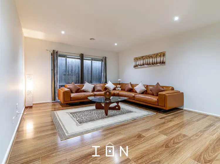 Third view of Homely house listing, 3 Sandview Place, Cranbourne VIC 3977