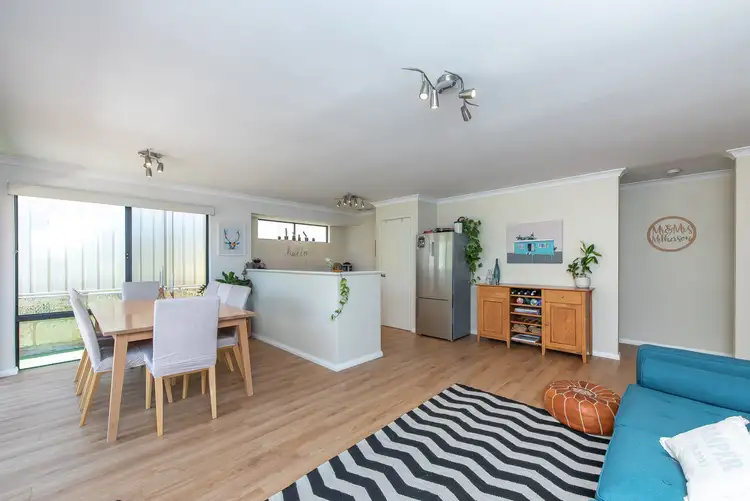 Fifth view of Homely house listing, 7 Delcomyn Place, Craigie WA 6025