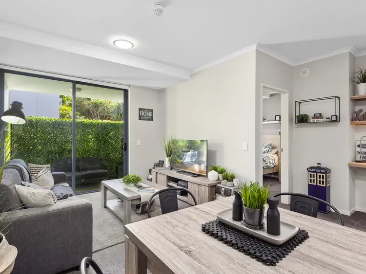 1063/1 Ocean Street, Burleigh Heads QLD 4220