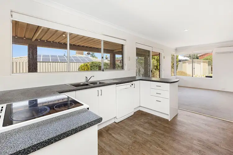 9 Elwood Court