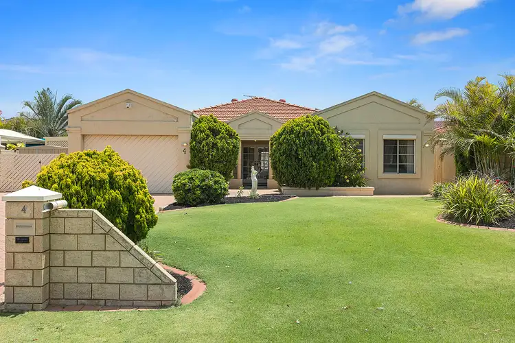 4 Coolangatta Retreat, Hillarys WA 6025
