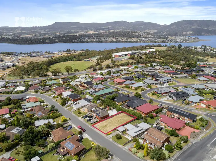 27 Tracy Road, Austins Ferry TAS 7011