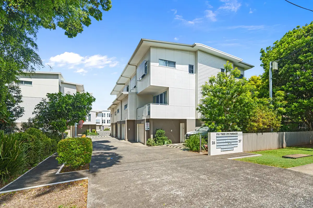 Main view of Homely townhouse listing, 18/25-27 Passage Street, Cleveland QLD 4163