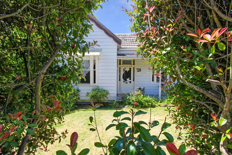 15 Baromi Road, Mirboo North VIC 3871