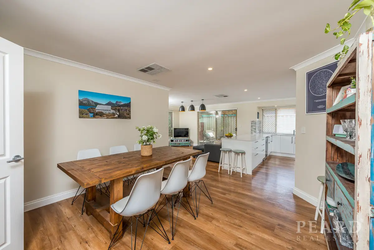 Main view of Homely house listing, 4 Renfrew Gardens, Kinross WA 6028