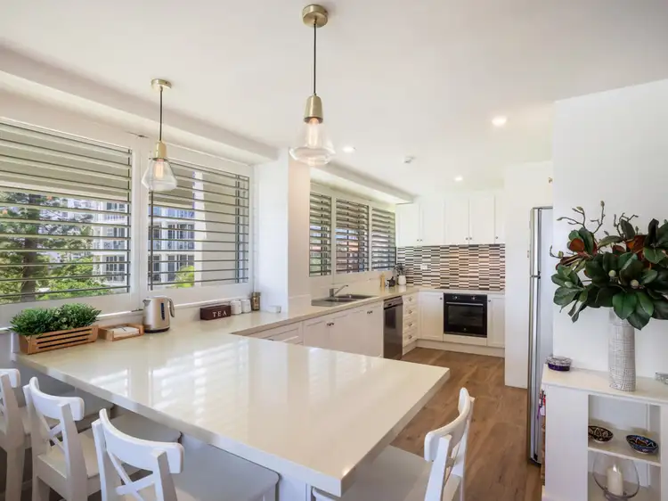 Third view of Homely apartment listing, 5/18 Macarthur Parade, Main Beach QLD 4217