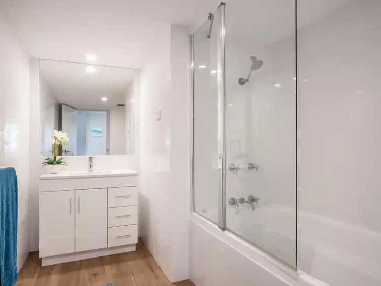 Fifth view of Homely apartment listing, 5/18 Macarthur Parade, Main Beach QLD 4217