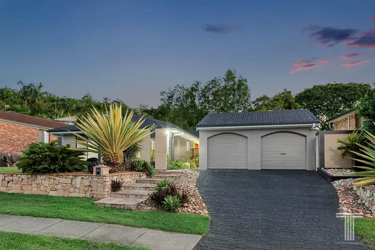 405 Winstanley Street, Carindale QLD 4152