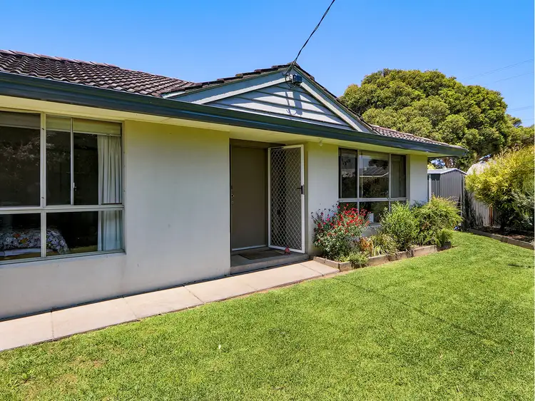 2A Weir Street, Sale VIC 3850