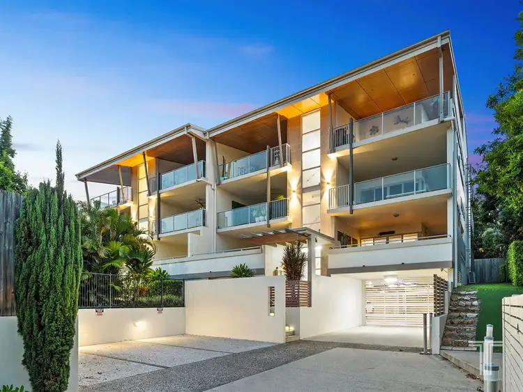 16/86 Pembroke Road, Coorparoo QLD 4151