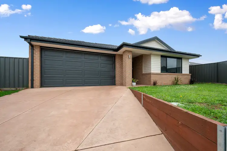 19 Relph Avenue, Sale VIC 3850