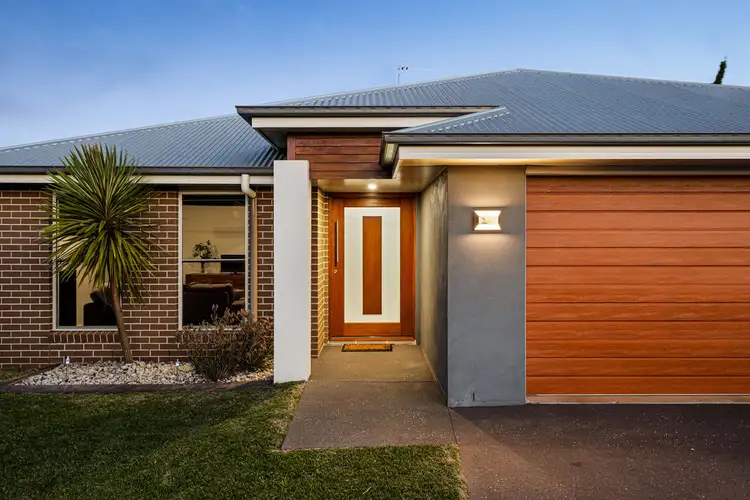 Second view of Homely house listing, 37 Renshaw Crescent, Kearneys Spring QLD 4350