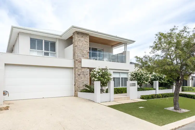 70 Sandpiper Island Retreat, Wannanup WA 6210