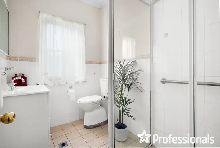 Fourth view of Homely villa listing, 1/126 Howick Street, Bathurst NSW 2795