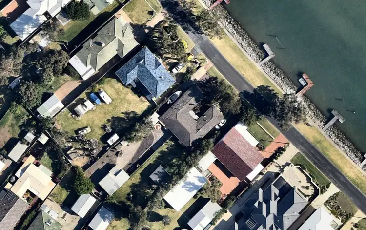 1/20 Fairbridge Road, Halls Head WA 6210
