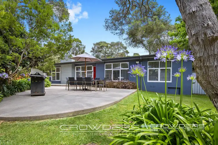 8 Pamela Avenue, Rye VIC 3941