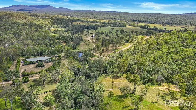 8 Rickards Road, Kolonga QLD 4671