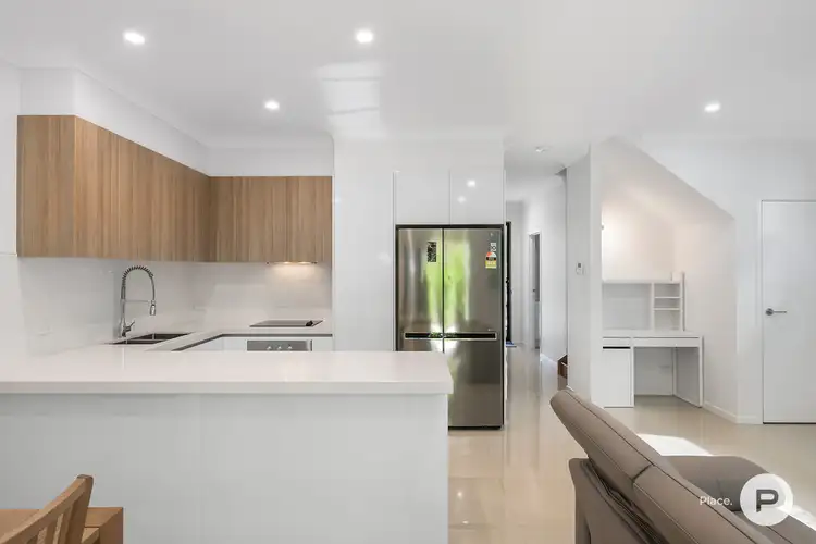 Second view of Homely house listing, 2/14 Sunflower Crescent, Calamvale QLD 4116