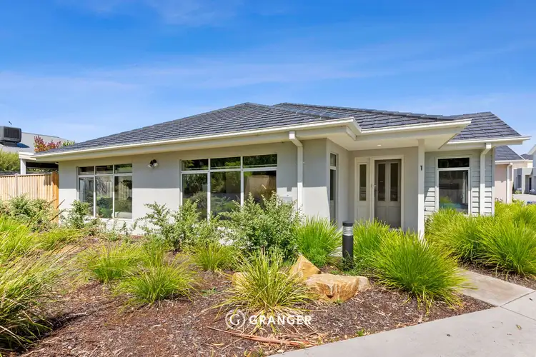 1 Oakwood Court, Rosebud VIC 3939