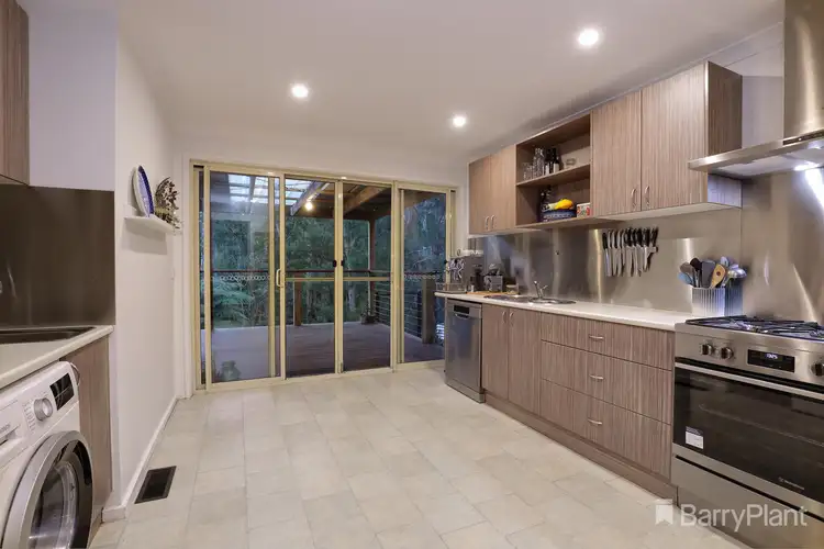 Fifth view of Homely house listing, 10 Waratah Way, Cockatoo VIC 3781