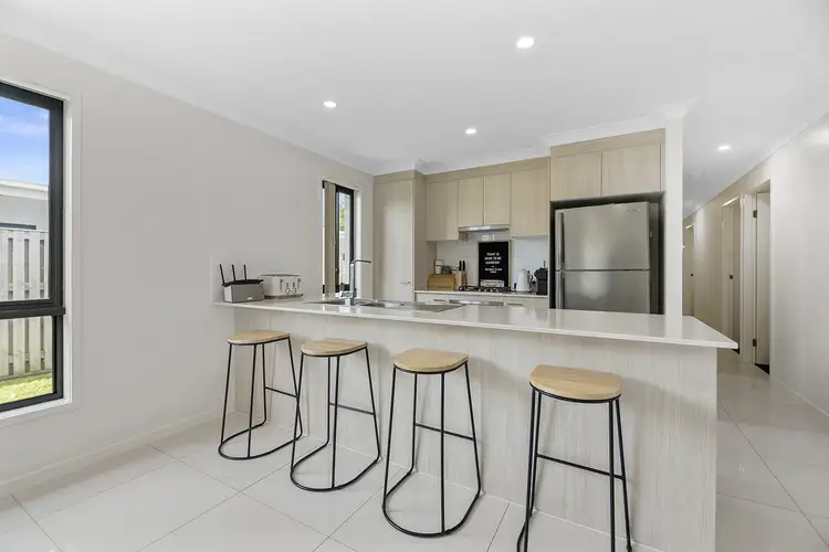 29 Hill Drive, Pimpama QLD 4209