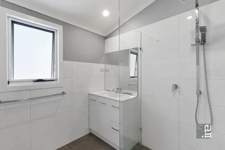 Fifth view of Homely house listing, 1 Oliver Court, Wangaratta VIC 3677