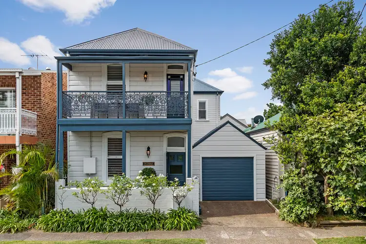 20 Lindsay Street, Hamilton NSW 2303