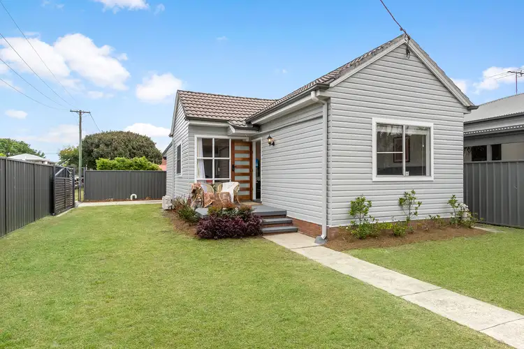69 Clyde Street, Hamilton North NSW 2292