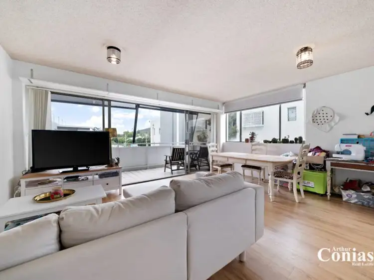 Unit 3/12 Underhill Avenue, Indooroopilly QLD 4068