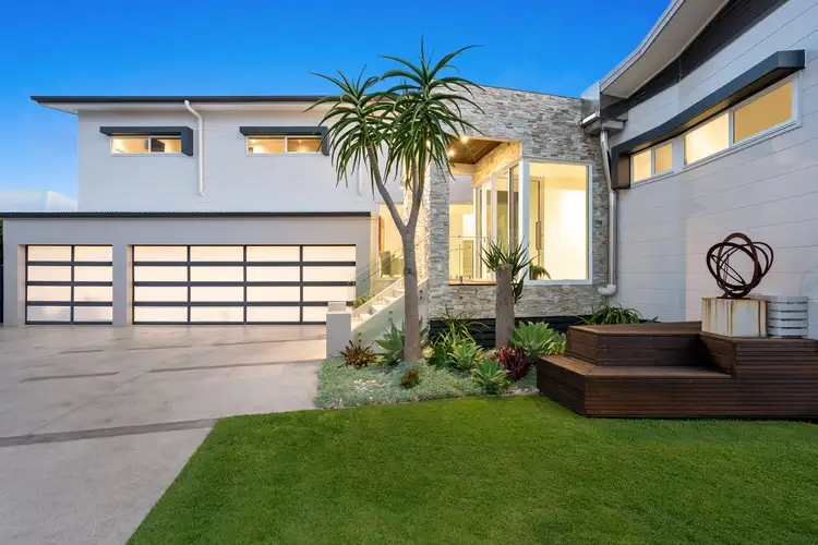 308 Flinders Parade, Sandgate QLD 4017