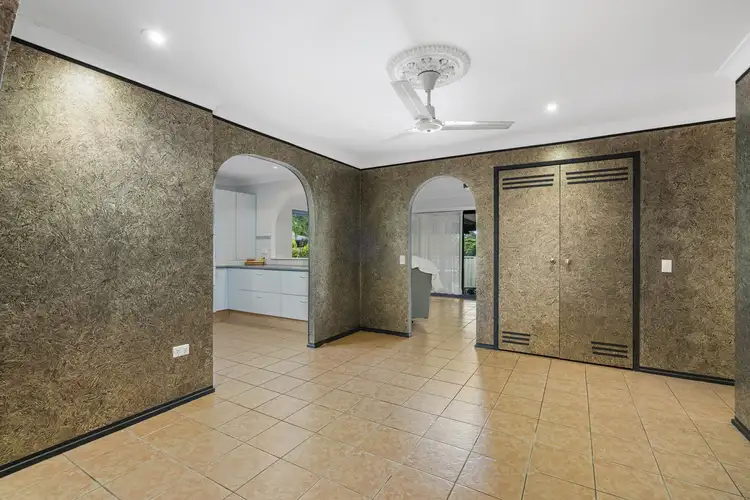 Sixth view of Homely house listing, 32 Balfour Crescent, Highland Park QLD 4211