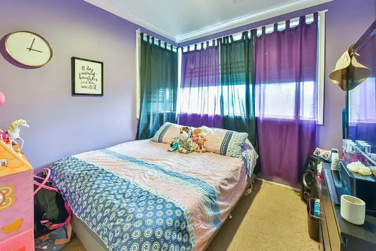Fifth view of Homely house listing, 10 Keira Place, Ruse NSW 2560