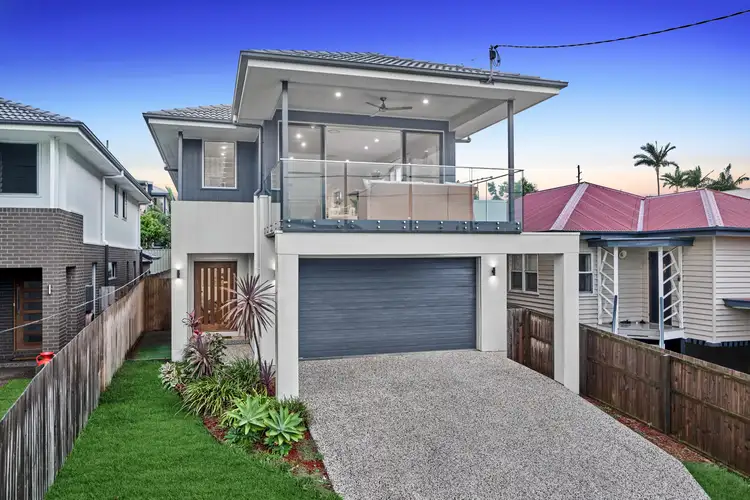 6 Kitchener Street, Wynnum QLD 4178